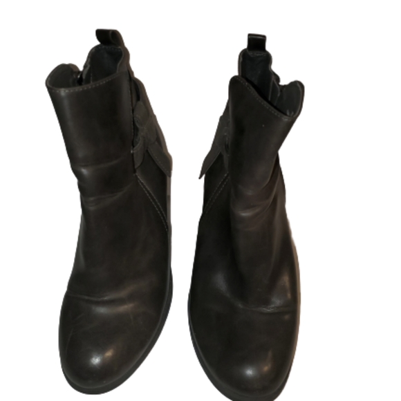 A+ Aldo x Target Collab Zip Up Ankle Booties 10 - Picture 2 of 7